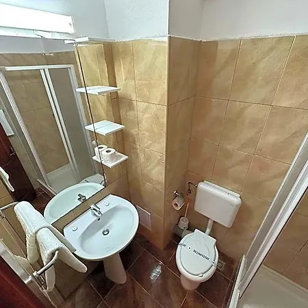 Stefania Hostel *